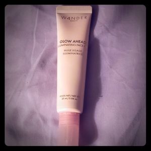 Wander Beauty, Glow ahead illuminating face oil